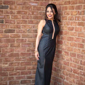 Meet your Posher, Hanieh